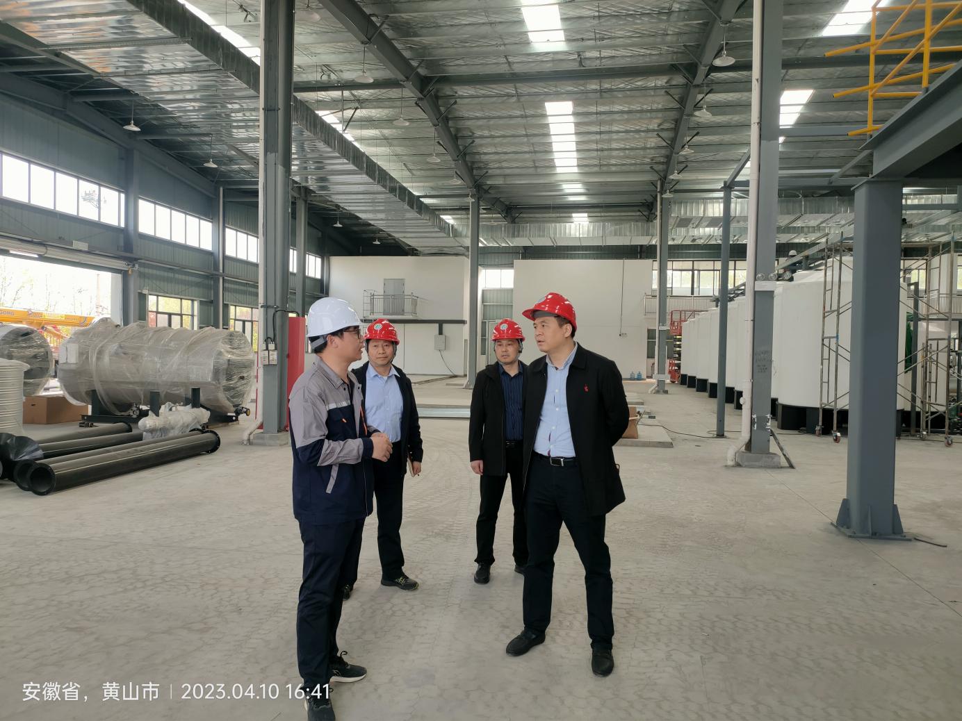 區國投集團總經理邵楠一行到九龍科創園調研并組織開展安全生產督導檢查